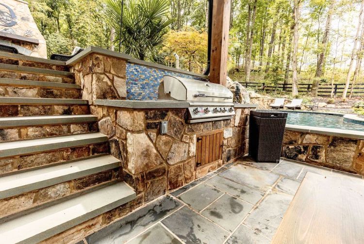 Poolside Grill With Stone Steps In Alpharetta, GA